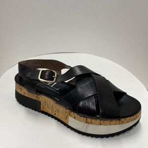 AGL black leather Sandal size 37